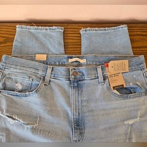 NWT! Womens Levi's Jeans Size 18W
